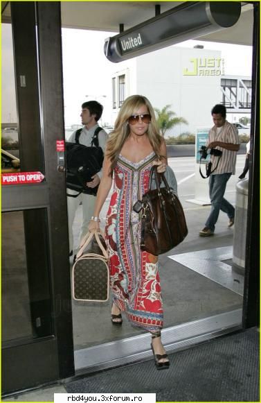 ashley tisdale - dul_my_idolo - muzik