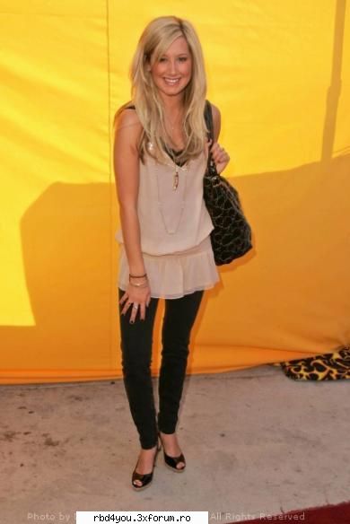 ashley tisdale - hilary_vondy - muzik