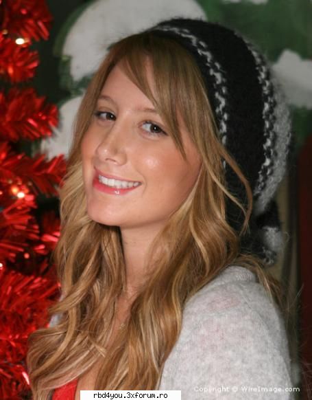 ashley tisdale - dul_my_idolo - muzik
