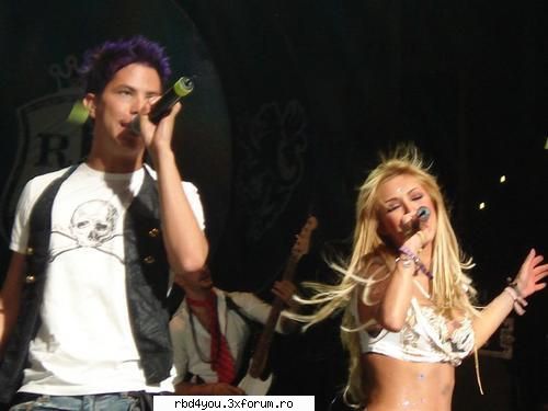 aychris - hilary_vondy - traume