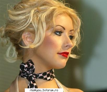 christina aguilera - imi place moolt d ea - muzik