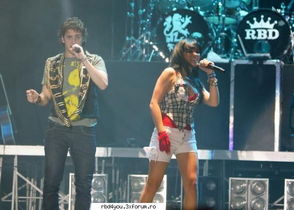 cn a fost la concert - sper sa mai vina in romania..... .....cel mai - concerte