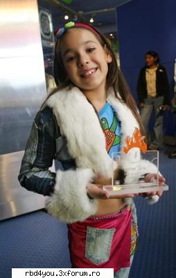 danna paola - hilary_vondy - muzik