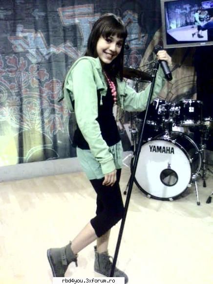 danna paola - hilary_vondy - muzik