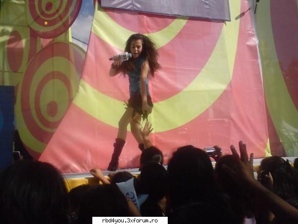 danna paola - hilary_vondy - muzik