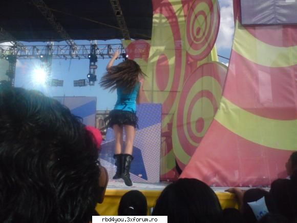 danna paola - hilary_vondy - muzik