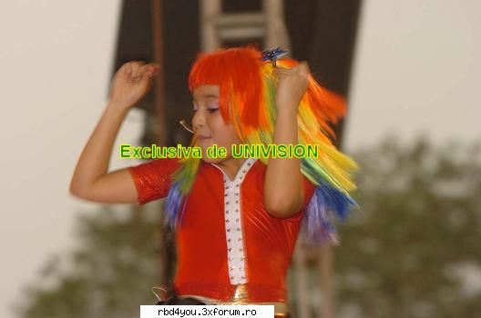 danna paola - hilary_vondy - muzik