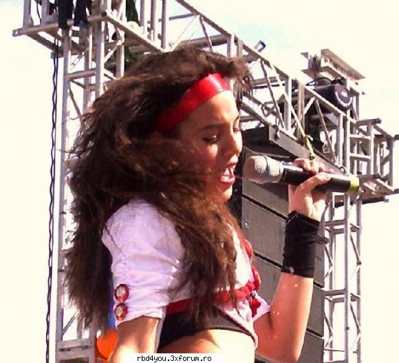 danna paola - hilary_vondy - muzik