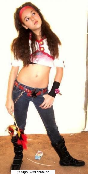 danna paola - hilary_vondy - muzik
