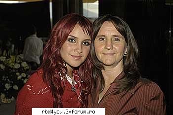 dul q mama ei - hilary_vondy - Dulce