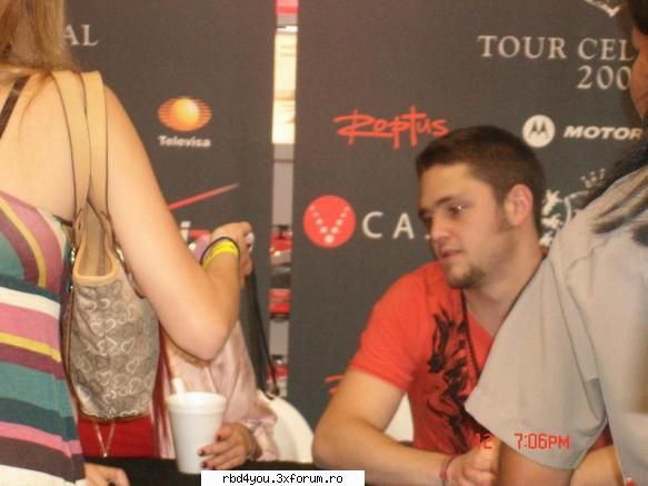 first step:picz - hilary_vondy - Christopher