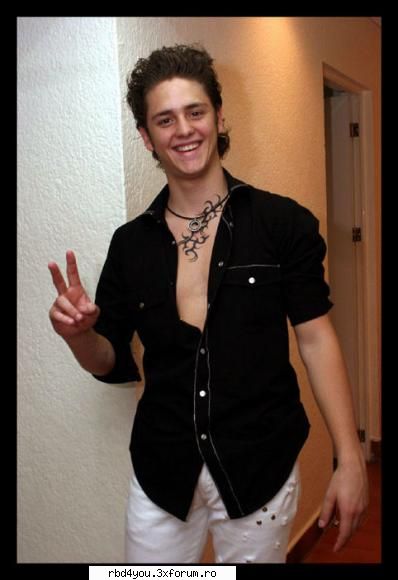 first step:picz - hilary_vondy - Christopher