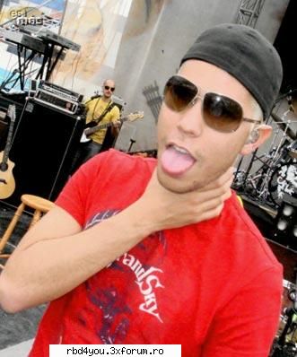 i wanna - vreau poza cu anny y chris in video inalcansable - Christian