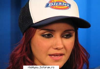 i wanna - vreau o poza q dulce in cv albastru - Dulce