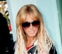 i wanna - tot eu pun poza - Anahi