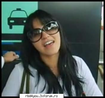 i wanna - da o poza cu maite q ochelari am cerut shi - Maite