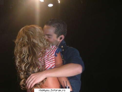 i wanna - vreau o pzoa q annie ponhsi dulce(sa fie banner - Poncho