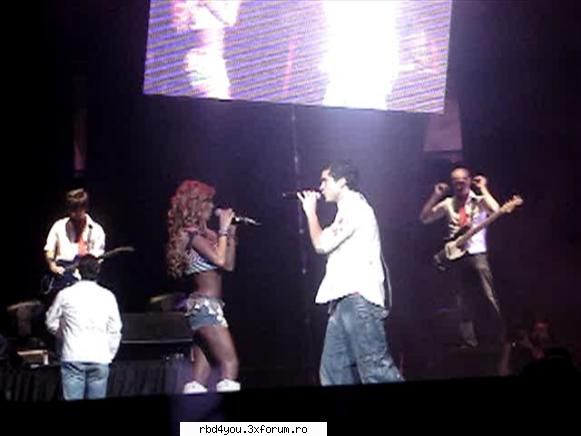 los A - anahi_rebelde - traume