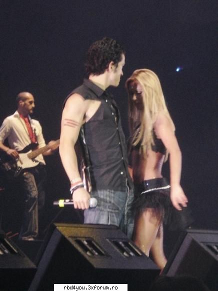 los A - anahi_rebelde - traume