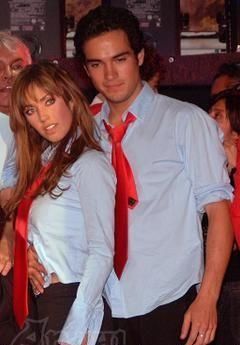los A - anahi_rebelde - traume