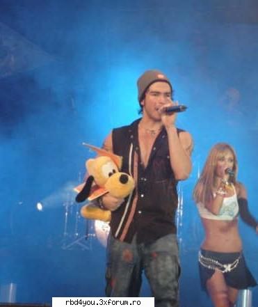 los A - anahi_rebelde - traume