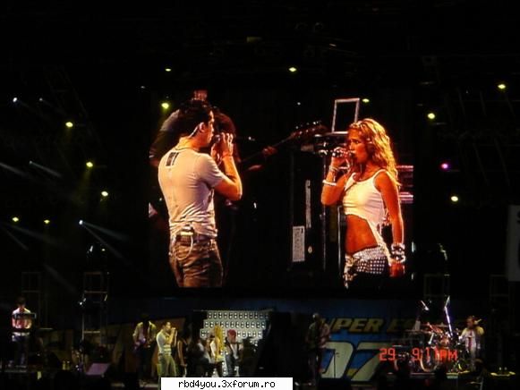 los A - anahi_rebelde - traume