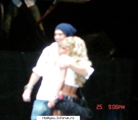 los A - anahi_rebelde - traume