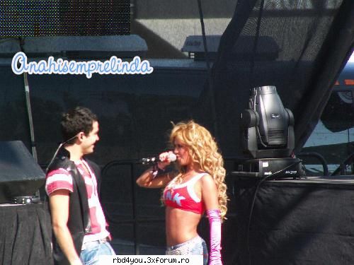 los A - anahi_rebelde - traume