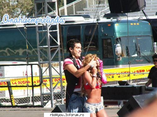 los A - anahi_rebelde - traume