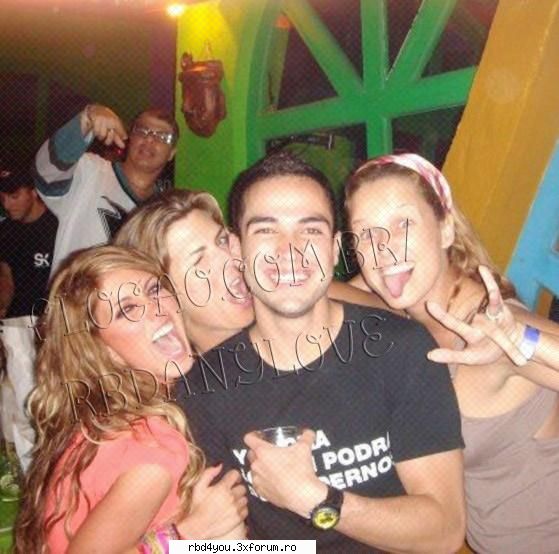 los A - anahi_rebelde - traume