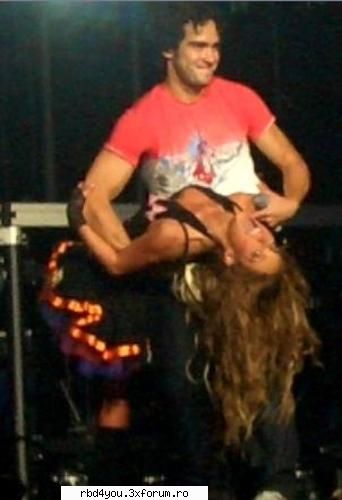 los A - anahi_rebelde - traume