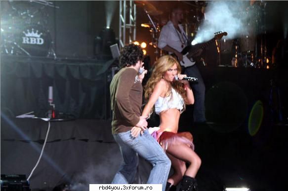 los A - anahi_rebelde - traume