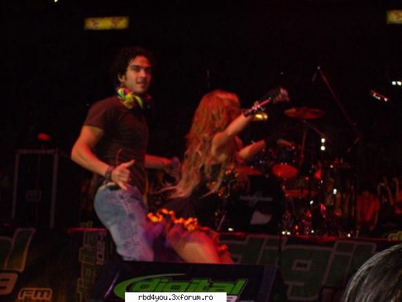 los A - anahi_rebelde - traume