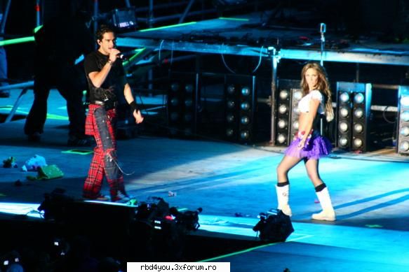 los A - anahi_rebelde - traume