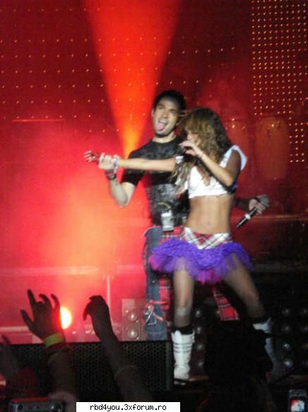 los A - anahi_rebelde - traume
