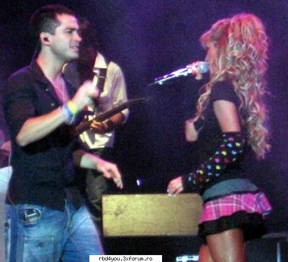 los A - anahi_rebelde - traume