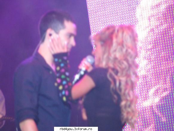 los A - anahi_rebelde - traume