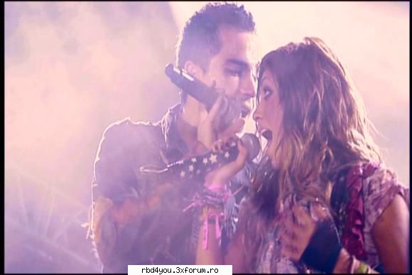los A - anahi_rebelde - traume