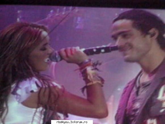 los A - anahi_rebelde - traume