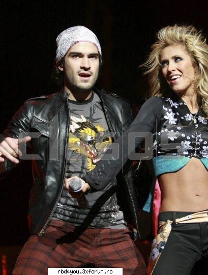 los A - anahi_rebelde - traume