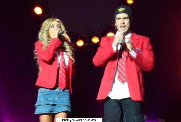 los A - anahi_rebelde - traume