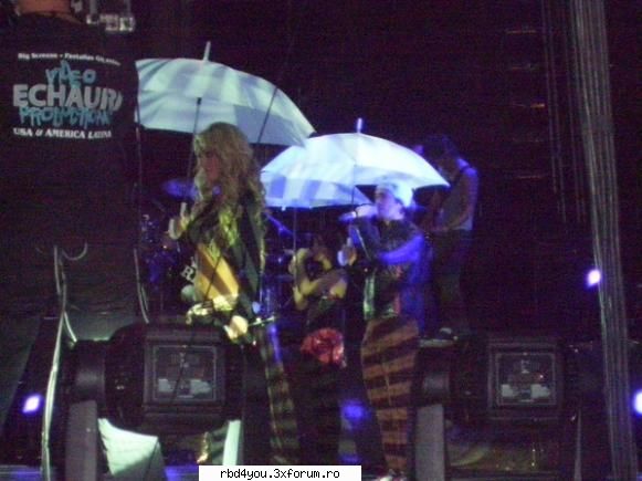 los A - anahi_rebelde - traume