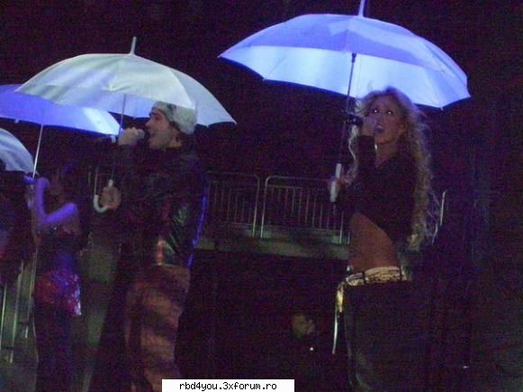los A - anahi_rebelde - traume