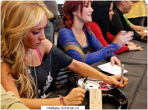 los princessas - anahi_rebelde - traume