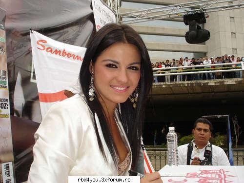 mai in revista h - toate fetele din rbd sunt sexy - Maite
