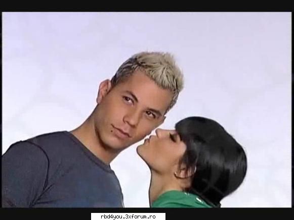 may y chris - hilary_vondy - traume