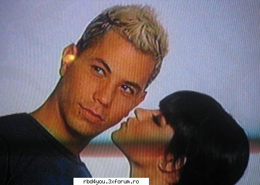 may y chris - hilary_vondy - traume