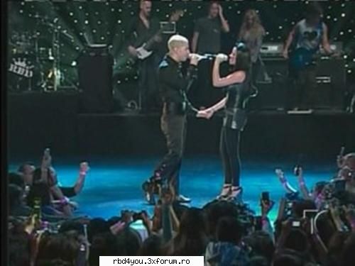 may y chris - anahi_rebelde - traume