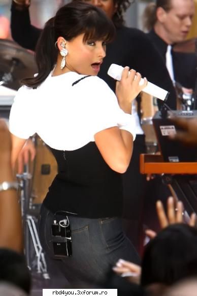 nelly furtado - hilary_vondy - muzik