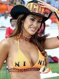 ninel conde - hilary_vondy - RBD y R3B3LD3